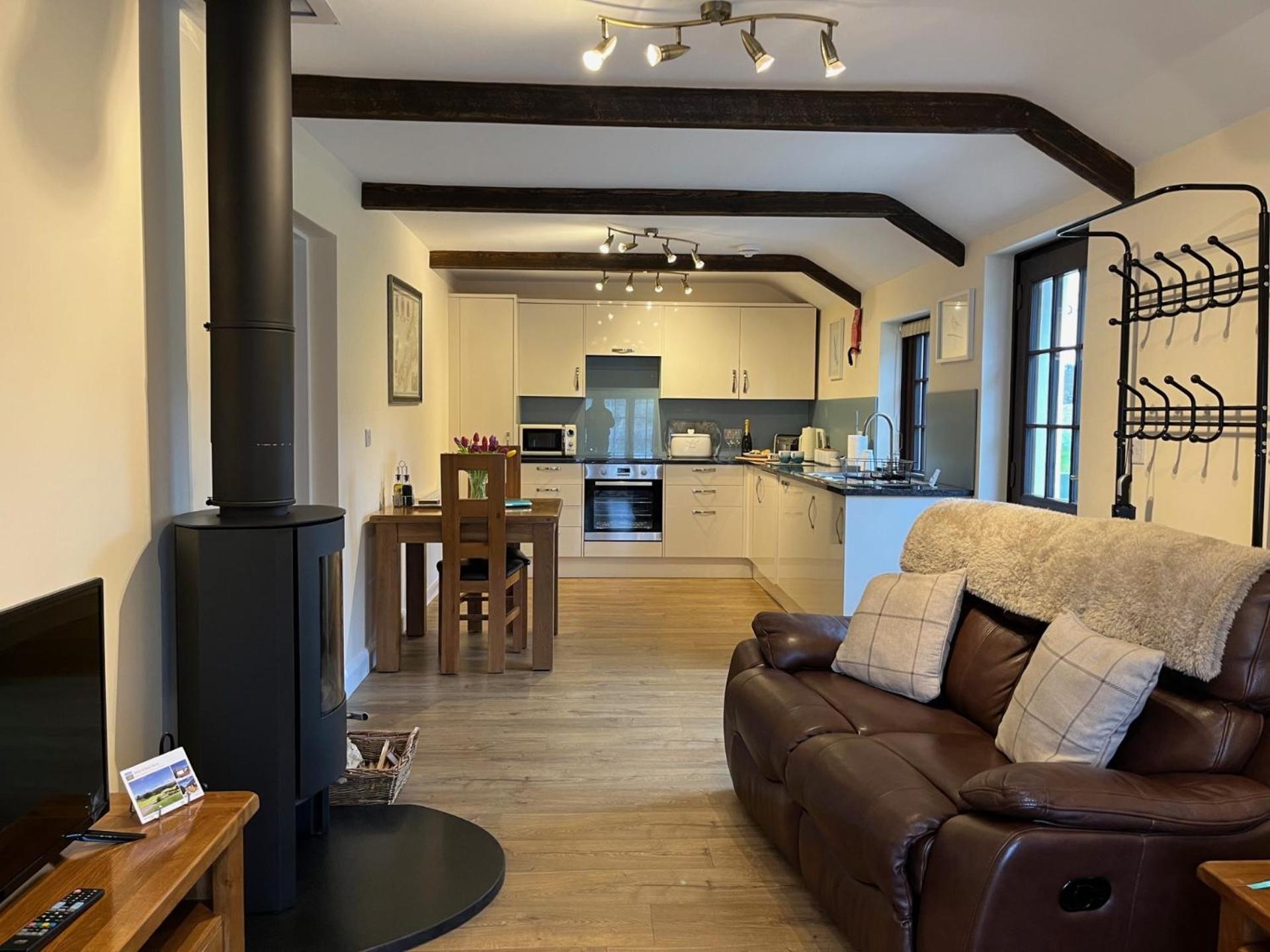 Maple & Beech Barns Apartment Труро Екстериор снимка